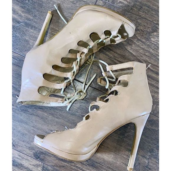 Women’s Forever Vivian Open Toe Lace Up Heels - Picture 8 of 15